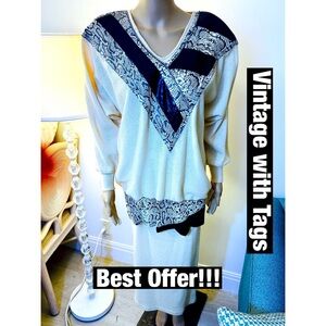 SONIA, Hand Made Vintage V Neck 2‎ Piece Set Sz Sm Has all Tags